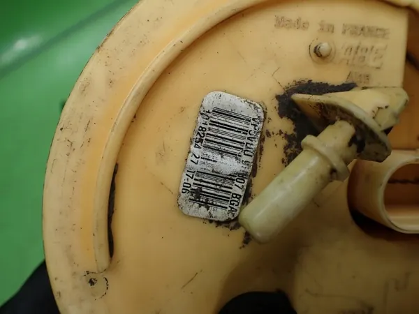 Sensor de nível de combustível VW PASSAT B6 2.0 TDI image 4