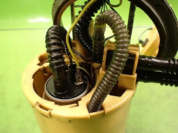 Sensor de nível de combustível VW PASSAT B6 2.0 TDI image 6