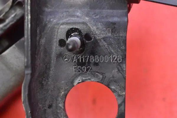Charnière de capot OEM A1178800128 Mercedes CLA 250 image 7