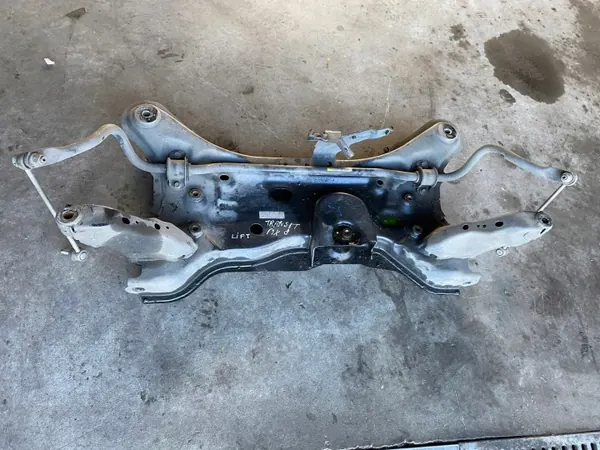 Ford Transit MK8 voorhefbok OEM - Gebruikt image 2