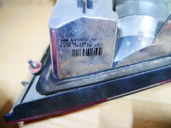 BMW E46 Sedán Lámpara Trasera Derecha 6910532 image 5