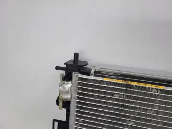 Radiateur d'eau OEM A4535000003 pour Smart Fortwo W453 image 3