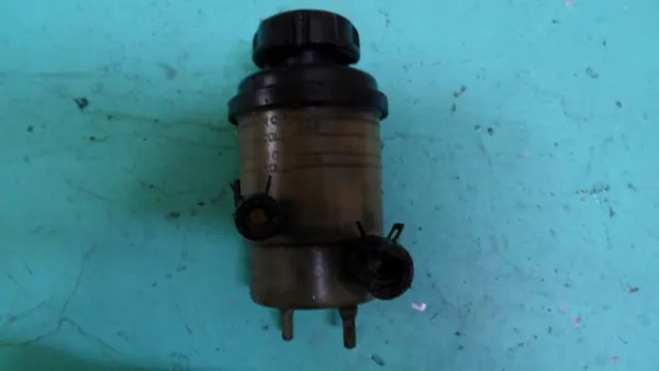 Bremsflüssigkeitsbehälter OEM 16324682219 Hyundai image 3