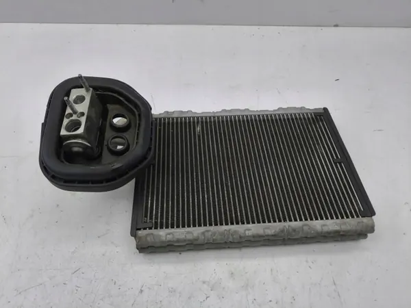 Núcleo aquecedor A/C Mercedes C W204 OEM AMD123325 image 2