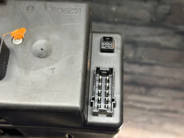 Bomba de fecho central Mercedes OEM 2208000848 image 3