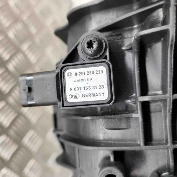 Intake Manifold Mercedes-Benz CLS (C218) 4.7L A0071533128 image 6