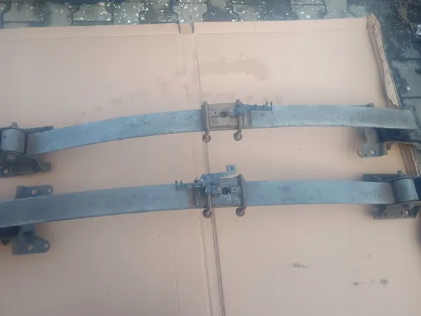 Rear Leaf Springs Set for Renault Master III image 2