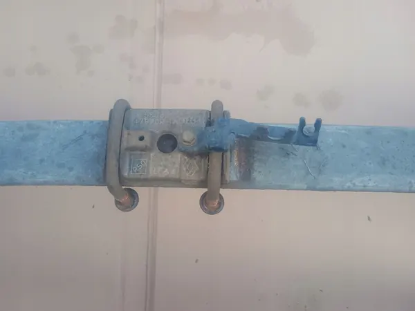 Rear Leaf Springs Set for Renault Master III image 7