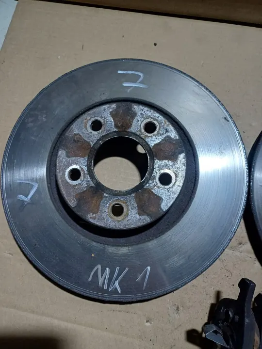 Jeu de Disques et Plaquettes Avant OEM 09.9468.11 image 4
