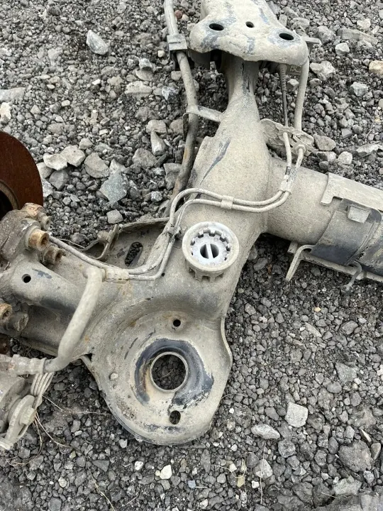 OEM Hinterachsträger & Bremsen für Citroen C3 III image 3
