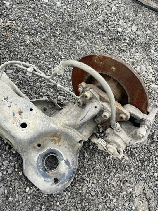 OEM Hinterachsträger & Bremsen für Citroen C3 III image 7