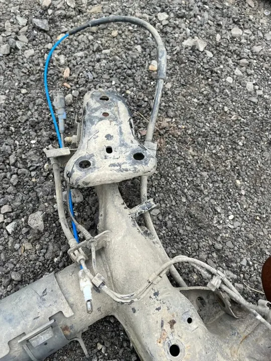 OEM Hinterachsträger & Bremsen für Citroen C3 III image 8