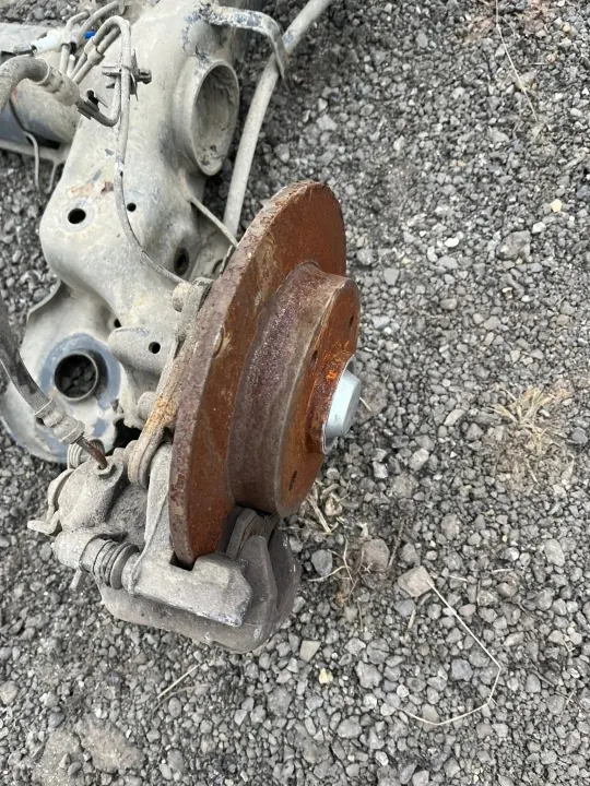 OEM Hinterachsträger & Bremsen für Citroen C3 III image 9