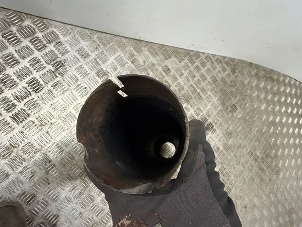 Silencieux central Jeep Cherokee OEM 68349052AB image 5
