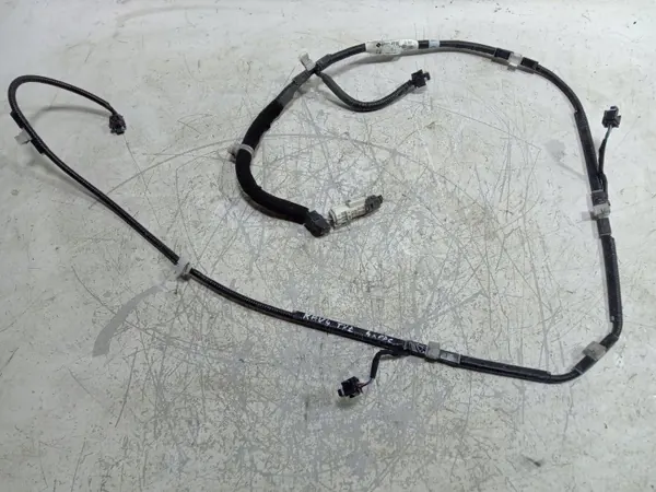 Toyota RAV4 PDC-Kabelbaum OEM 8218242190 - Gebraucht image 2
