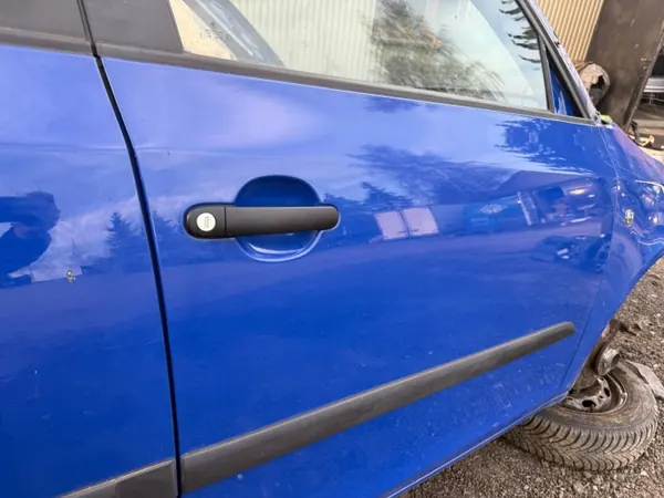 Puerta delantera derecha SKODA FABIA II OEM 4590 image 8