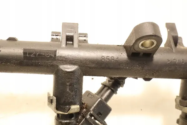 Riel de combustible RENAULT MEGANE II 1.6 image 10