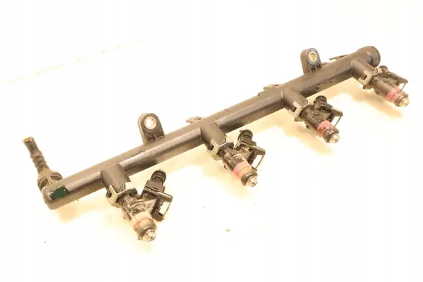 Riel de combustible RENAULT MEGANE II 1.6 image 2