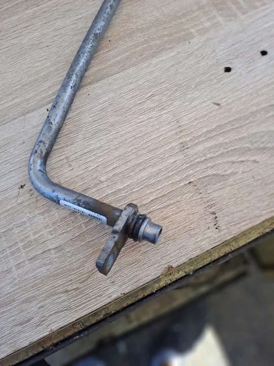 Tubo de óleo Audi Q5 2.0 TFSI image 4