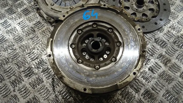 Volante de Dupla Massa A4 B8 0B1141015B image 2