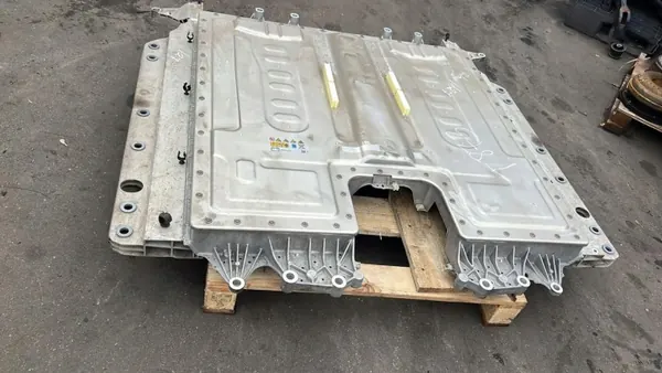 Batterie BMW OEM 61258856667 - 1 Ah Occasion image 5
