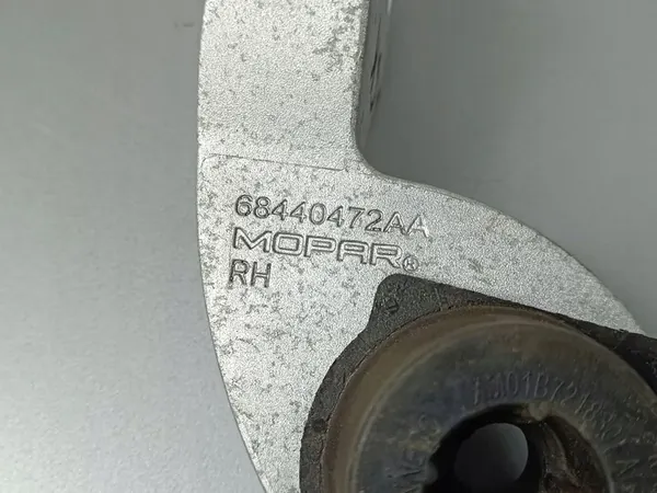 Demperbeugel Jeep Grand Cherokee WL 2022 68440472AA image 7