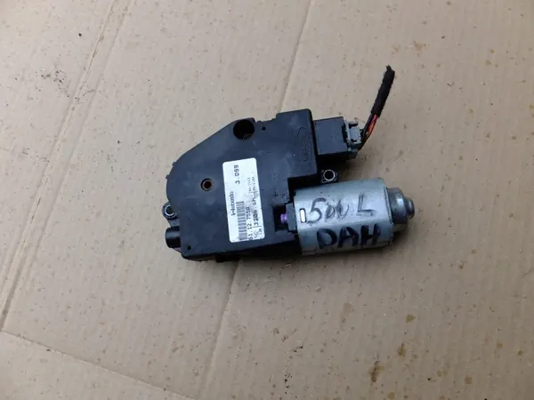 Fiat 500L Schiebedachmotor OEM 1256437457 - Gebraucht image 2