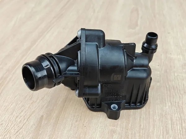 Thermostatgehäuse OEM 8581627 für BMW 2.0D image 3
