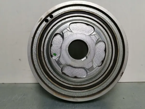 Polea cigüeñal Land Rover OEM FBZ6898 - Usado image 3