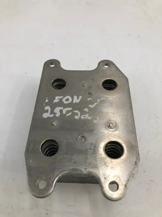 Refroidisseur d'huile SEAT OEM 04E117 pour Tarraco 1.5TSI 2019 image 2