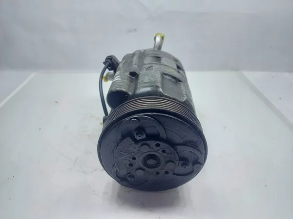 Audi A3 S3 8L Ilmastointikompressori OE image 3