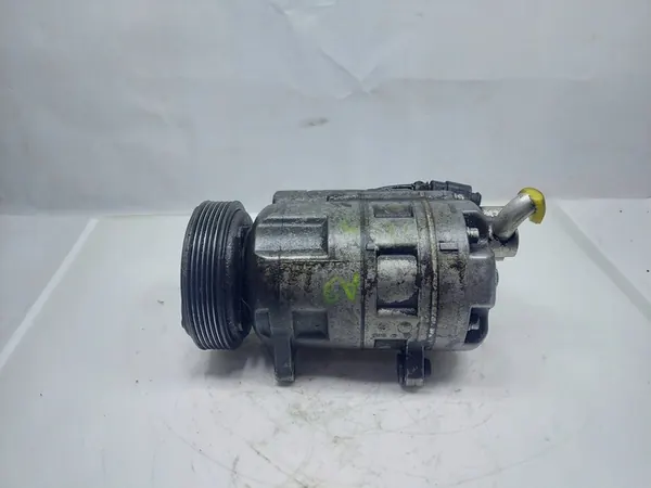 Audi A3 S3 8L Ilmastointikompressori OE image 4