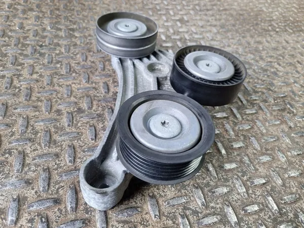 N71 Jännite Volvo XC60 2.0 T 31686792 image 4