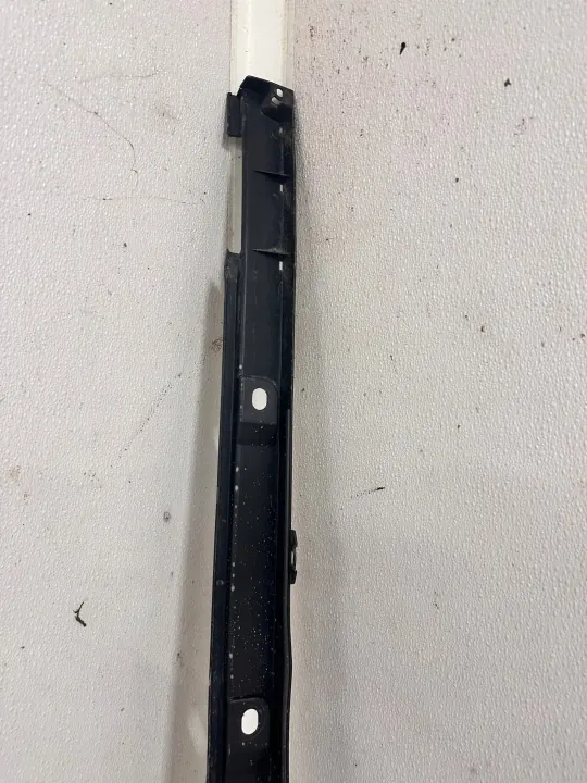 OEM 83A853890 Moldura de soleira direita Audi Q3 image 8