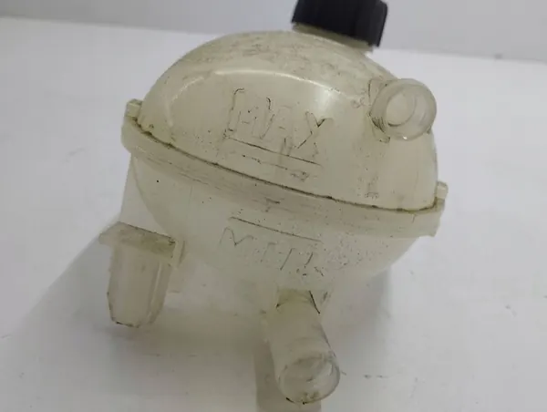 Kühlmittel-Expansionstank Nissan Juke II F16 2020 OEM 217102572R image 4