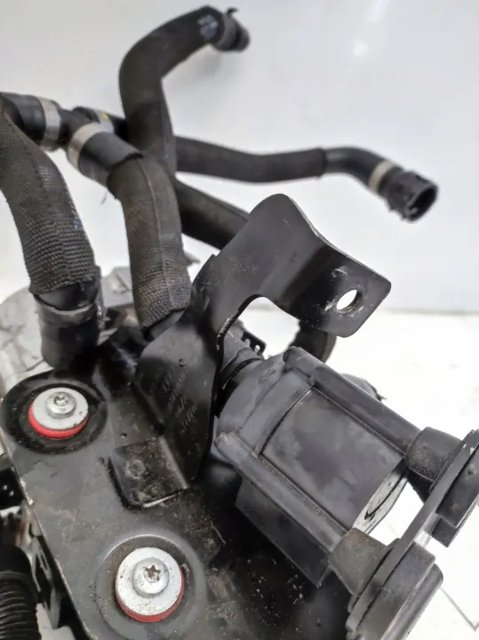 Webasto hulpverwarming OEM 4M0265105F Audi A6 RS6 image 6