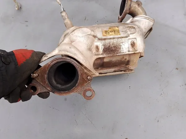 Catalisador Dacia Duster I Lift 1.2 TCE image 3