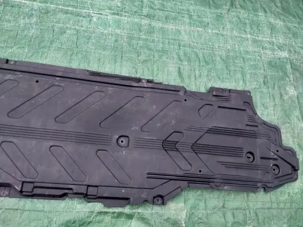 OEM A2136803906 Escudo Inferior Esquerdo para Mercedes E W213 image 6