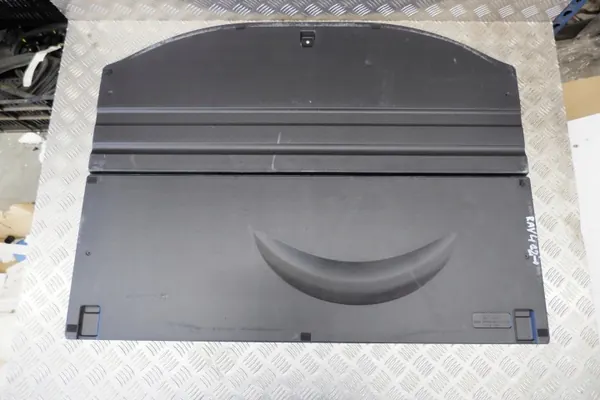 Toyota RAV4 XA40 2017 tavaratilan matto OEM 5841042050 image 6