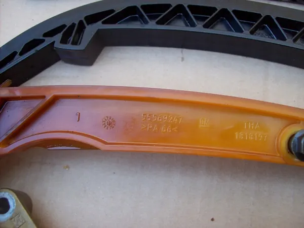 Opel Steuerriemensatz OEM 55500814 - Gebraucht image 4