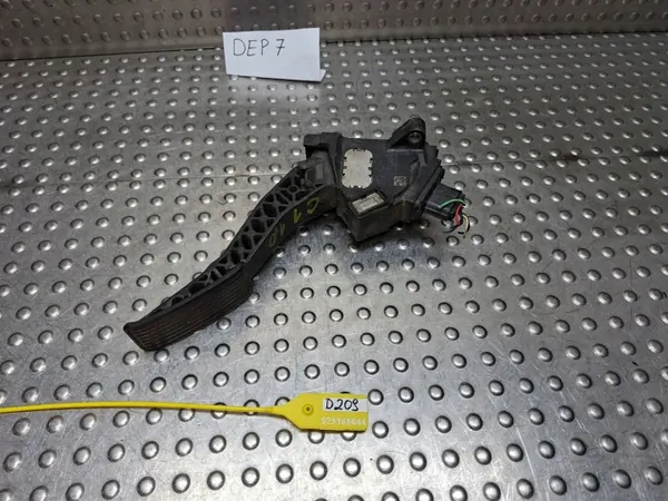 Gaspedalpotentiometer OEM S25165844 Toyota Aygo image 2