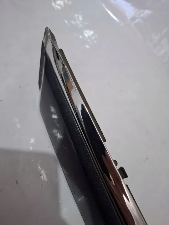 BMW 7 E38 Puskuri Lista Oikea Puoli Ennen Facelift OE image 2