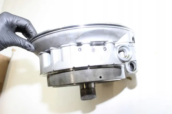 Pompe à huile BMW 750D F01 8HP70 - Pièce OEM image 4