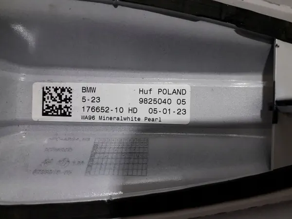 BMW OEM 9825040 Hajfena antennlock Mineral White image 6