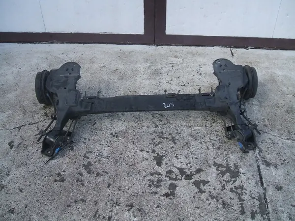 OEM 602227568 Viga do eixo traseiro Peugeot 208 I image 3