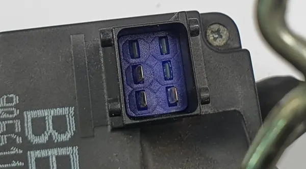 Bakre högra dörrlås OPEL ASTRA J 90561158 image 4