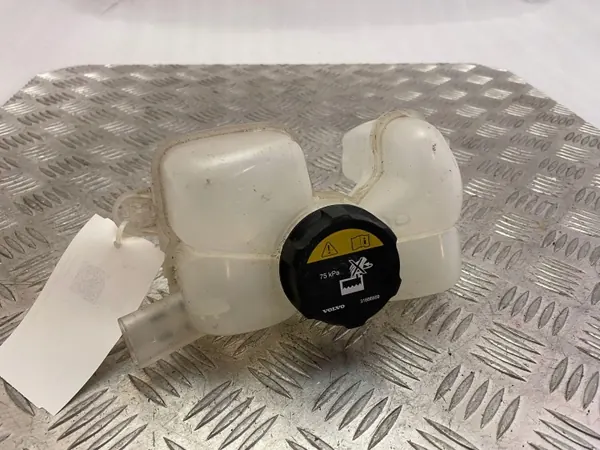 Volvo XC90 2019 Koelvloeistof expansievat OEM 31686041 image 2