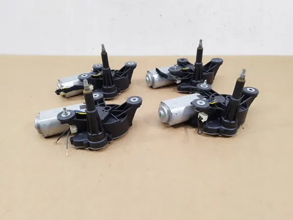 OEM MS259600-1371 pyyhinmoottori Ford Ka Mk2:lle image 9