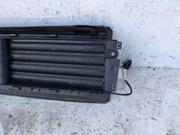 VW Golf VII volet volant air OEM 5G0122321H image 3
