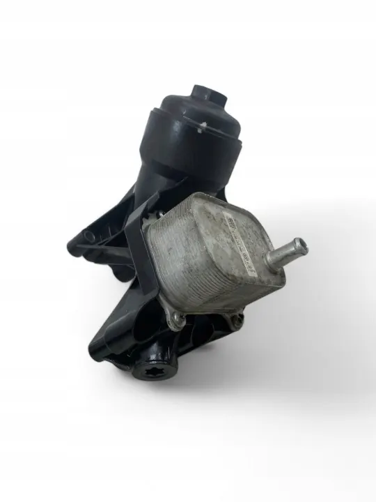Audi Öljynsuodatinpohja OEM 05L115389B - Käytetty image 4